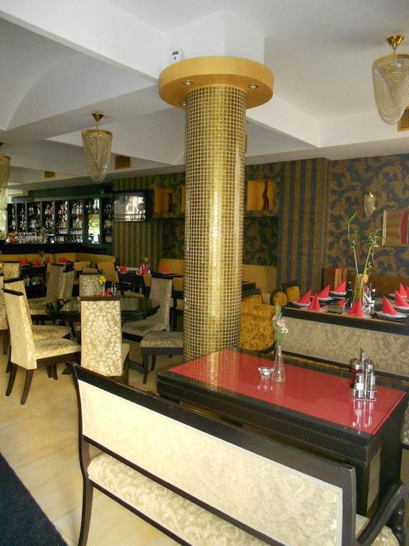 Gala-Garden Hotell Bitola Exteriör bild