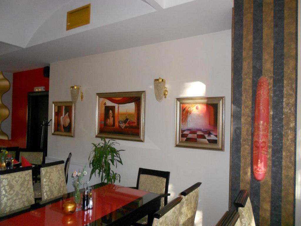 Gala-Garden Hotell Bitola Exteriör bild